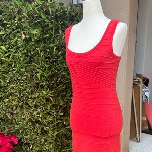 Elegant Red Sleeveless Dress